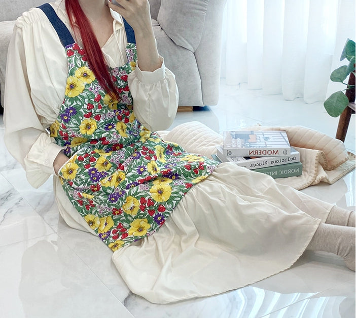 AURACASA Strawberry Linen Apron 딸기 린넨 앞치마