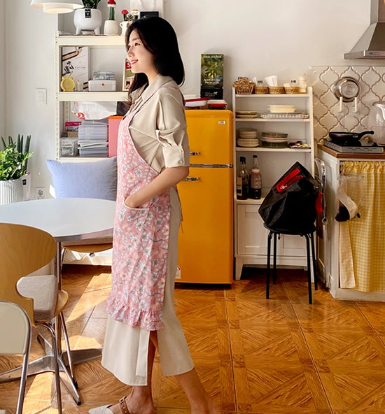 AURACASA Cherry-blossom frill Waterproof Apron For Women 벚꽃 프릴
