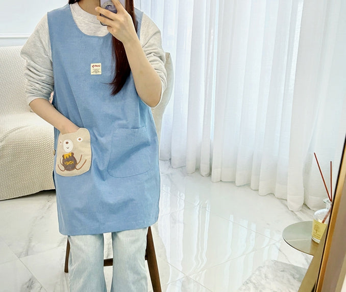 AURACASA Gomgom's Pocket Button Apron 곰곰이 포켓 옆단추 앞치마