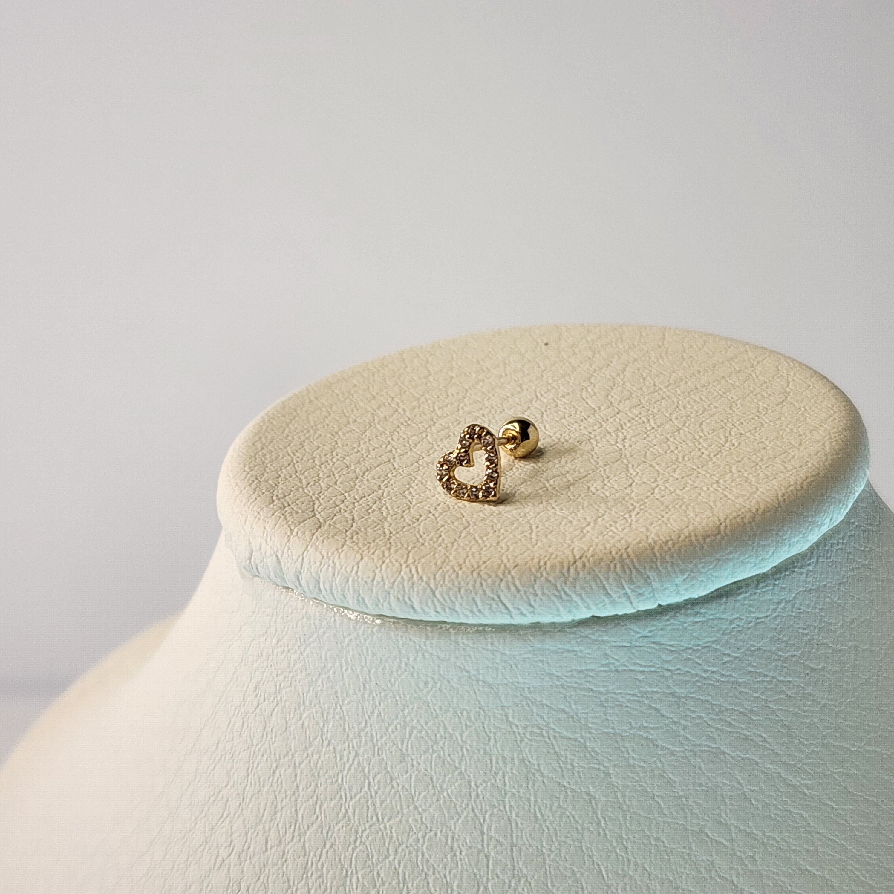 Golden Heart Glow - 14K Solid Gold Heart Piercing