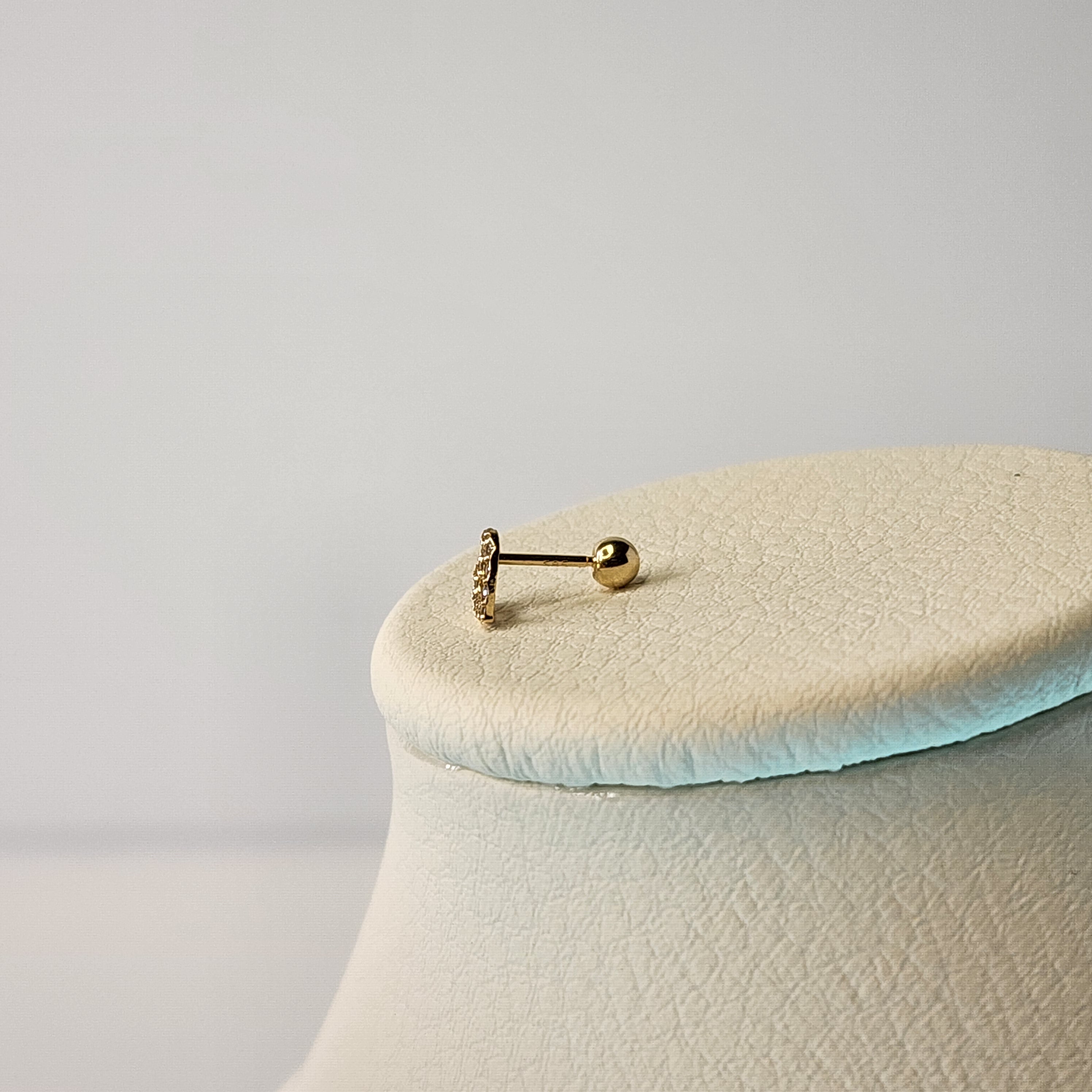 Golden Heart Glow - 14K Solid Gold Heart Piercing