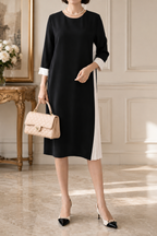 [AURACASA] Signature Pearl Side-Pleated Midi Dress   ✨입어보면 핏이 더욱 예쁘게 살아나는 우아한 플리츠 원피스입니다.