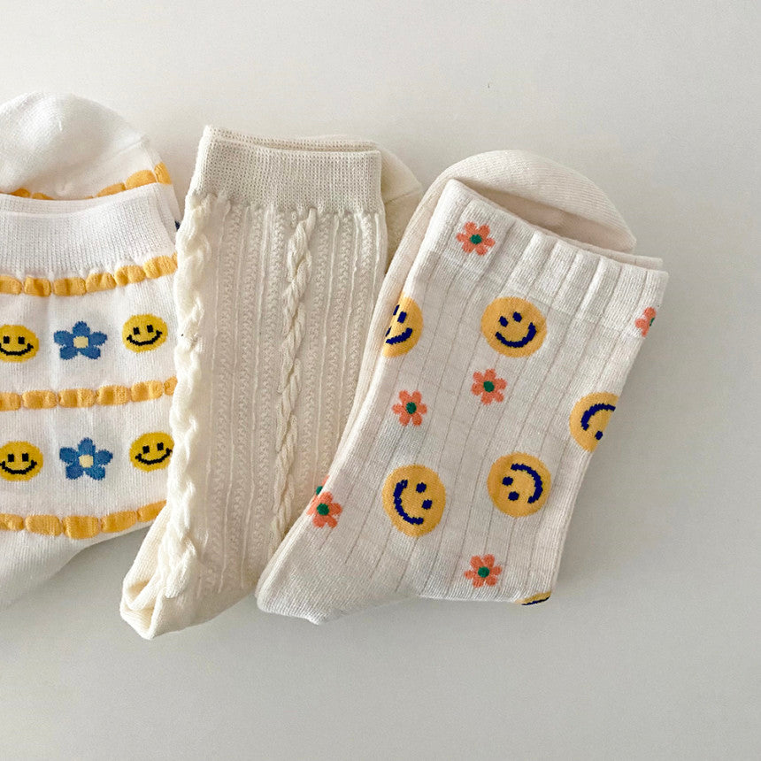 AURACASA Daily Women 5 Pairs Socks 02. Smile Yellow