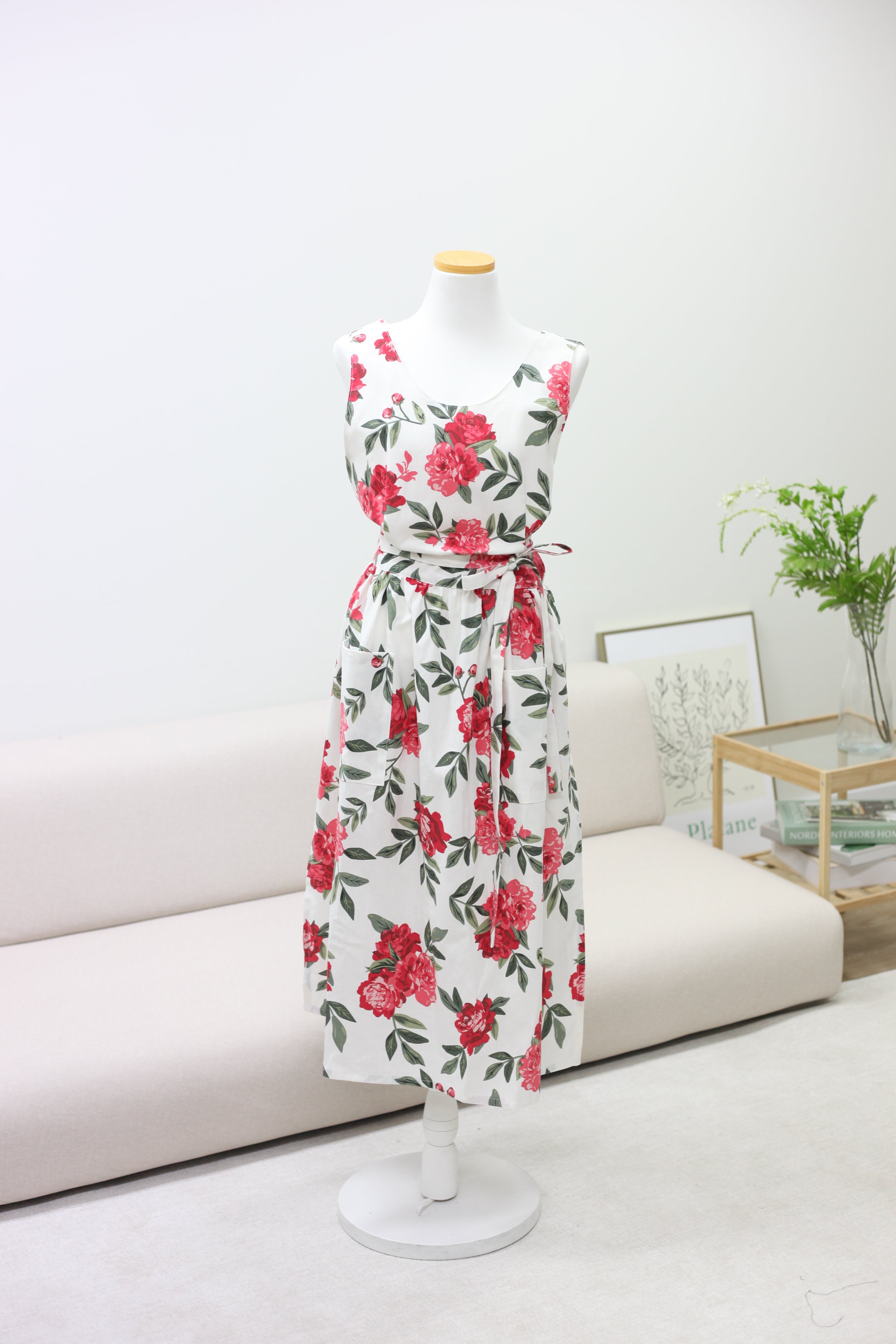 AURACASA Linen rose long dress Apron 린넨 장미  해방타운 백지영 스타일