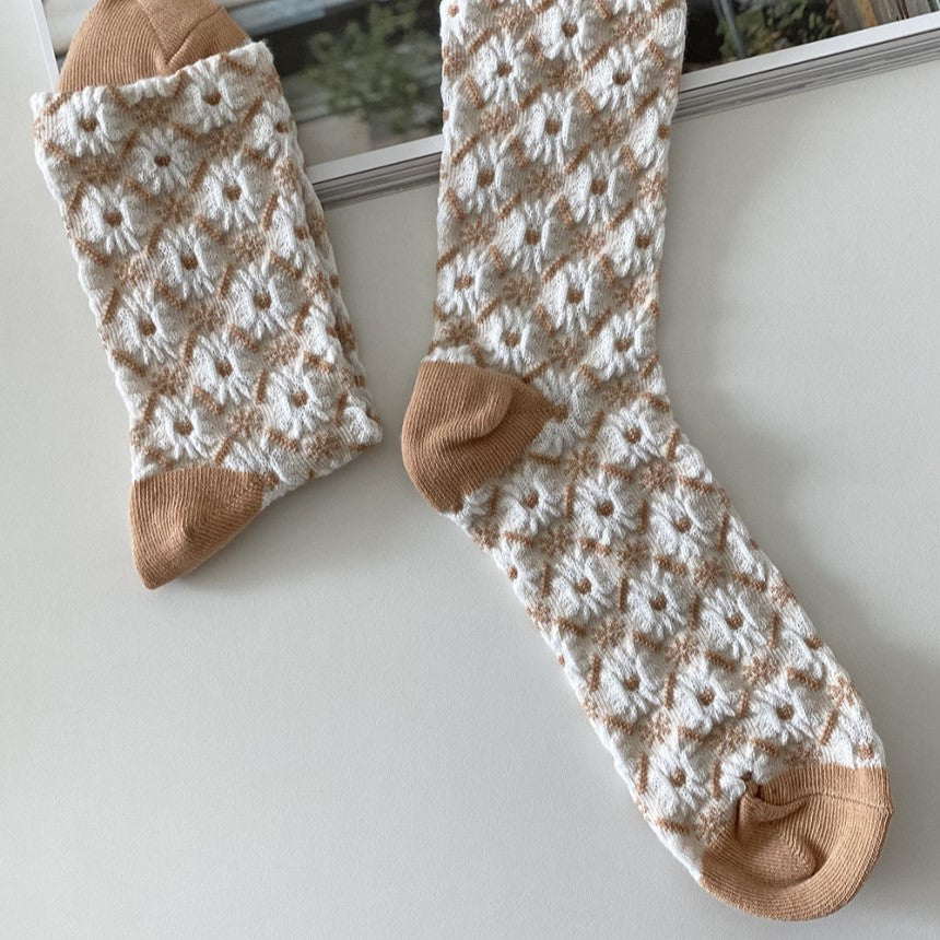 AURACASA Daily Women 5 Pairs Socks 03. Beige Flower Set