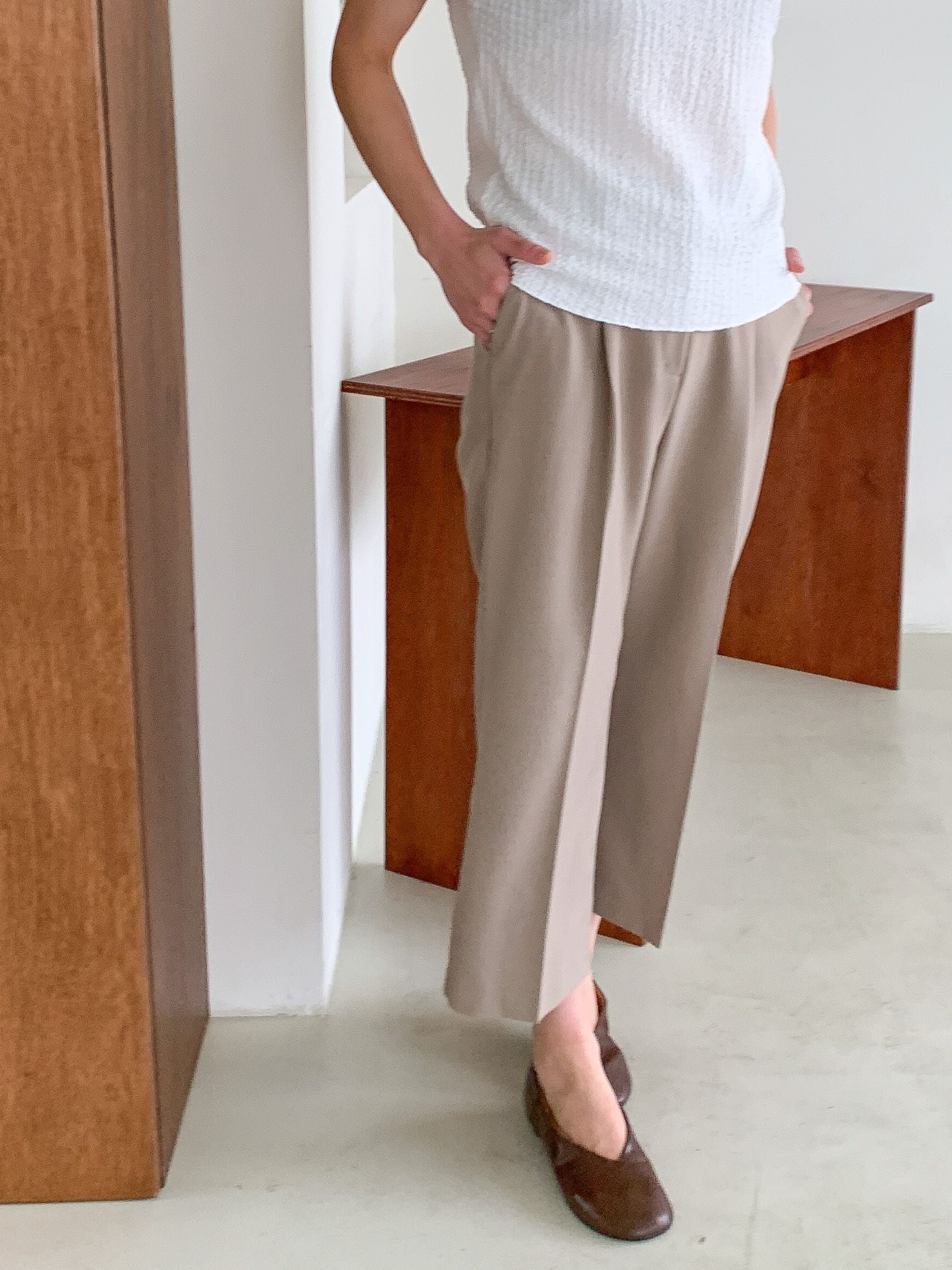 AURACASA Micro Back-Banding Wide Slacks – High-Waist Straight Fit Basic Pants (Spring/Summer)
