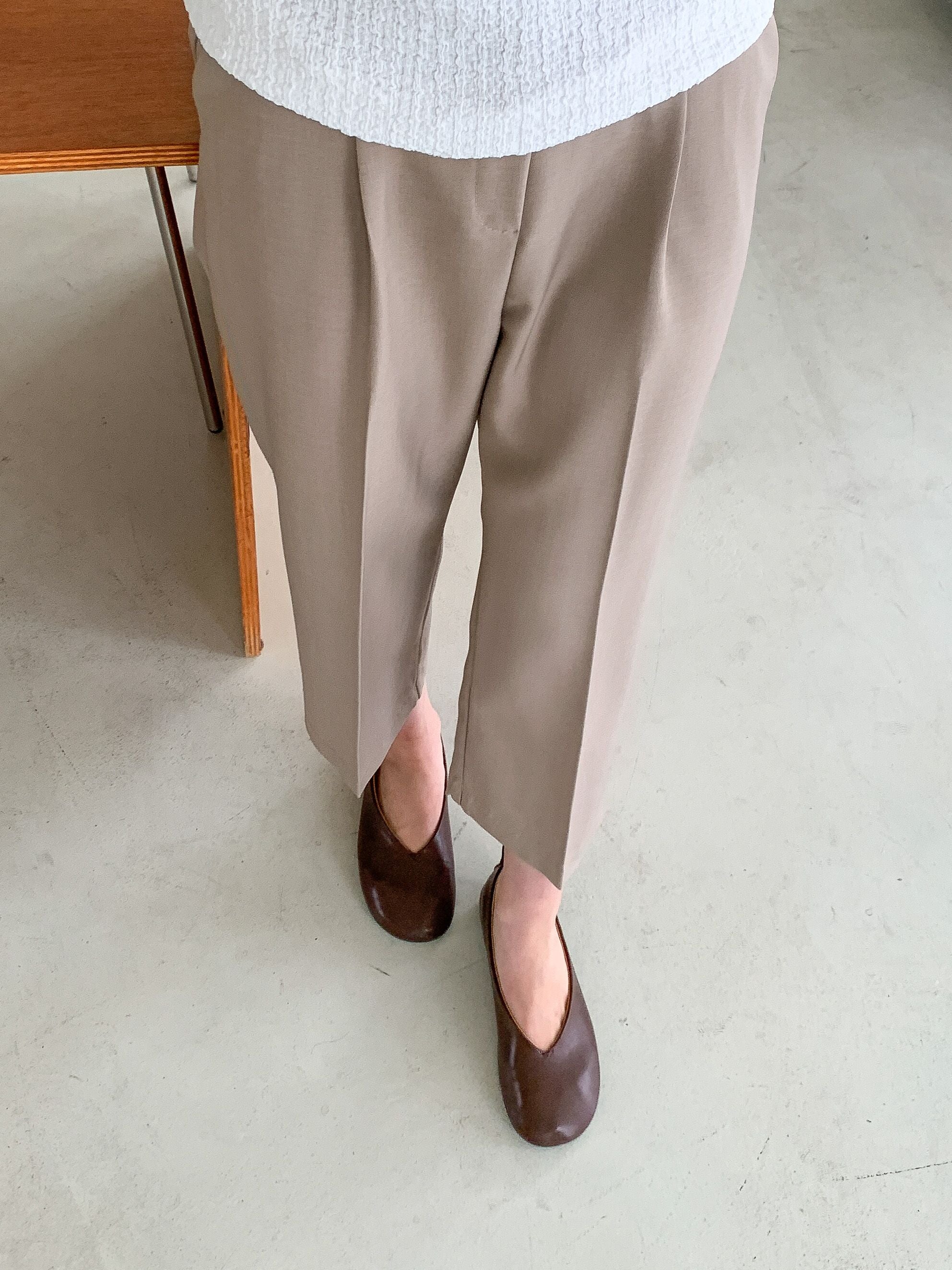 Micro Back-Banding Wide Slacks – High-Waist Straight Fit Basic Pants (Spring/Summer)