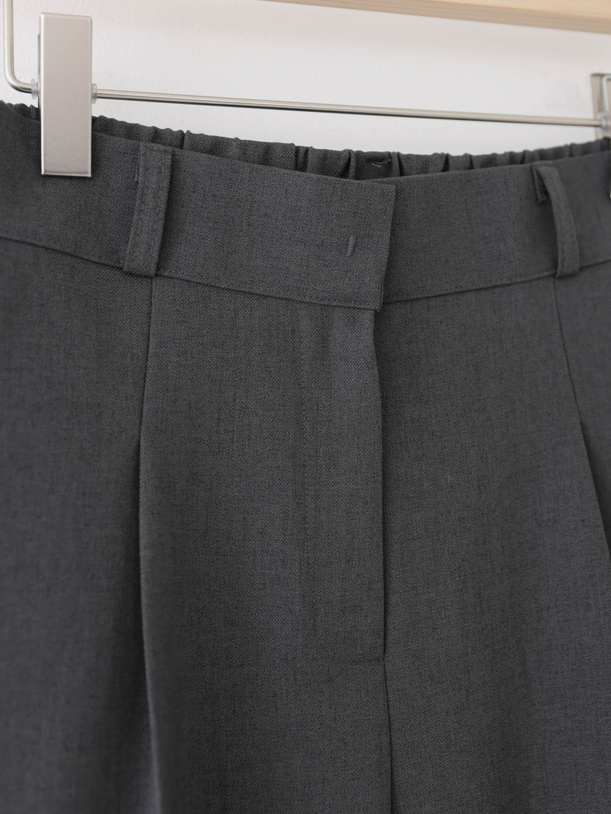 AURACASA Spa Pintuck Banding Slacks – High-Waist Cropped Wide Fit Pants (Spring/Summer)