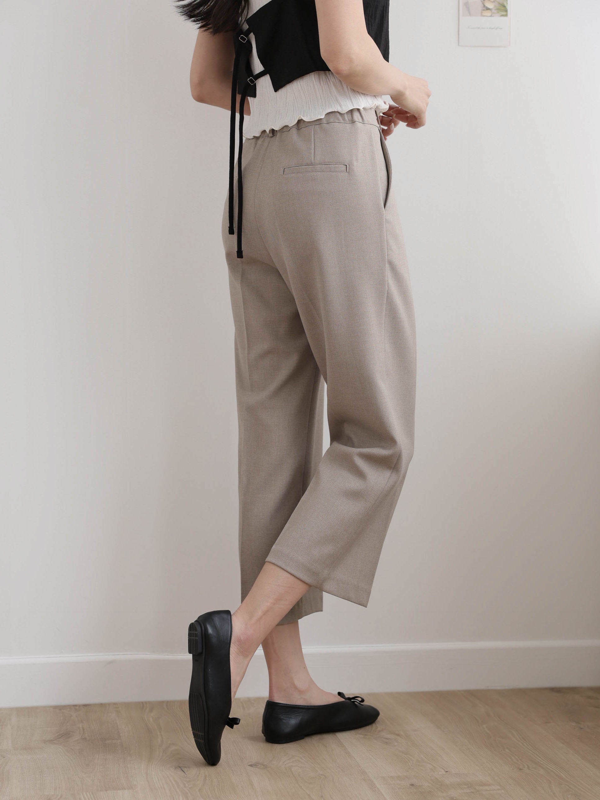 AURACASA Spa Pintuck Banding Slacks – High-Waist Cropped Wide Fit Pants (Spring/Summer)