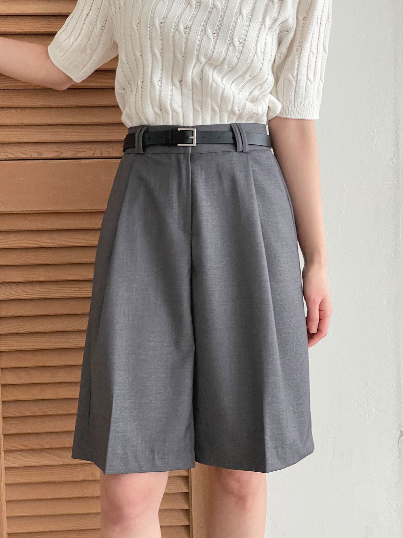 AURACASA Glory Tailored Bermuda Shorts – High-Waist Belted 5” Length Slacks