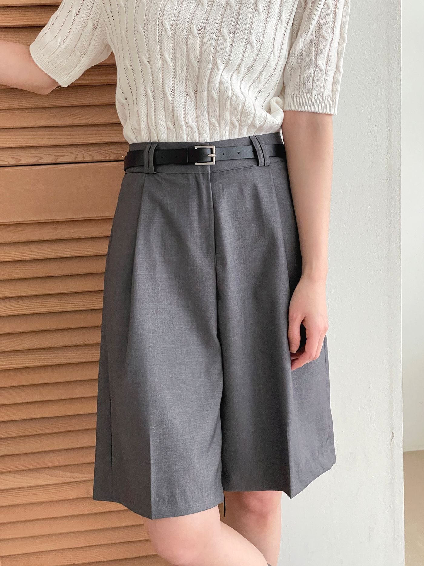 AURACASA Glory Tailored Bermuda Shorts – High-Waist Belted 5” Length Slacks