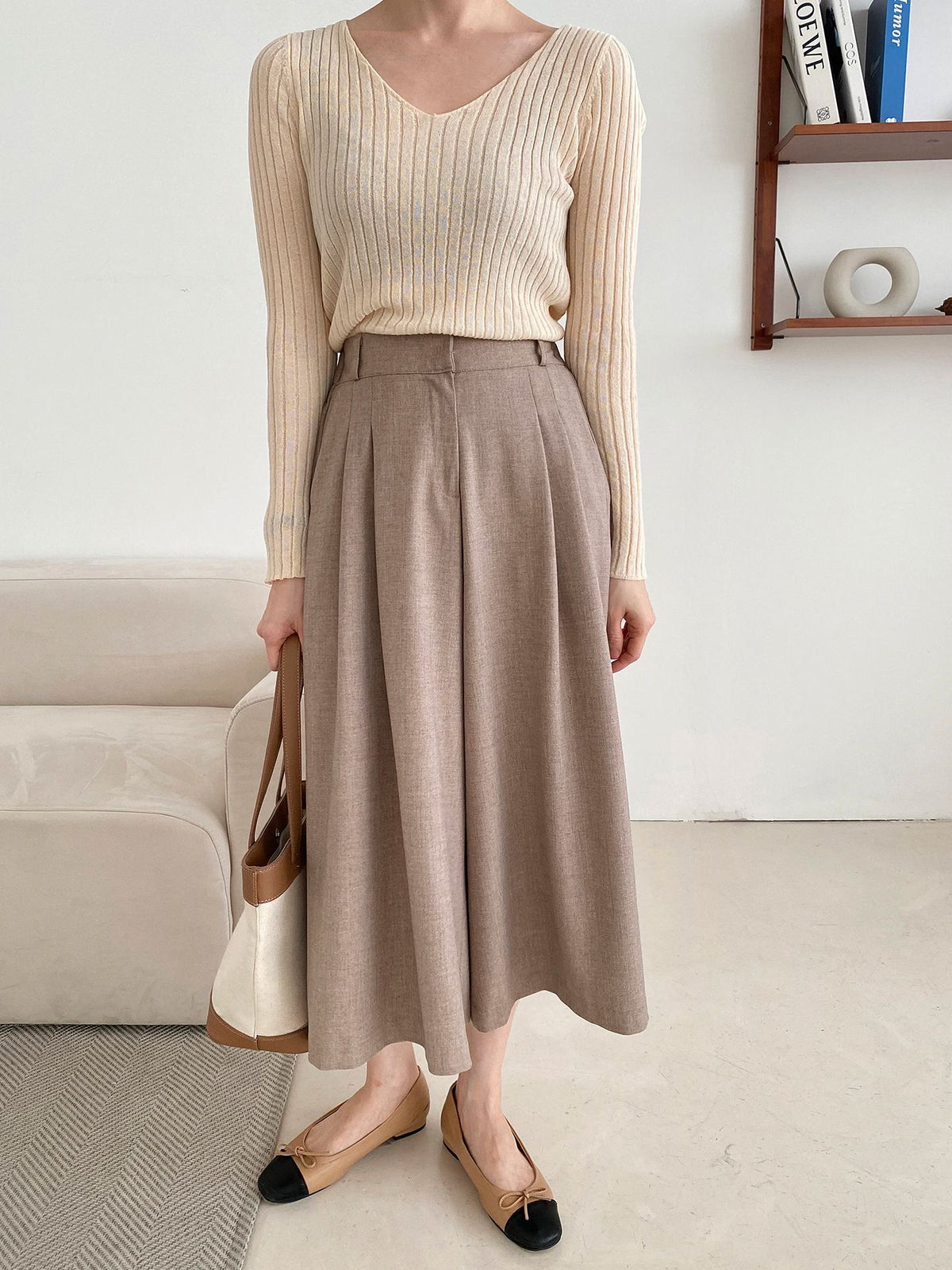 [AURACASA] Pleated Wide Culotte Pants – Back Elastic Waist