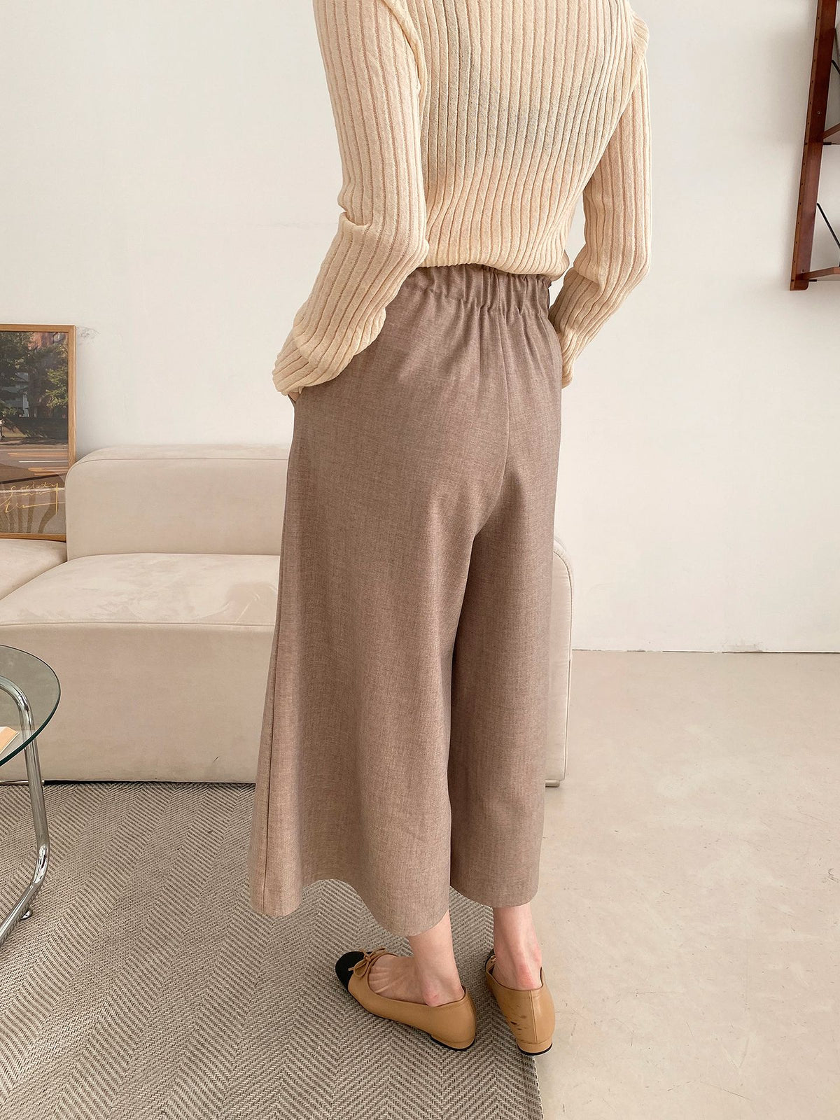 [AURACASA] Pleated Wide Culotte Pants – Back Elastic Waist