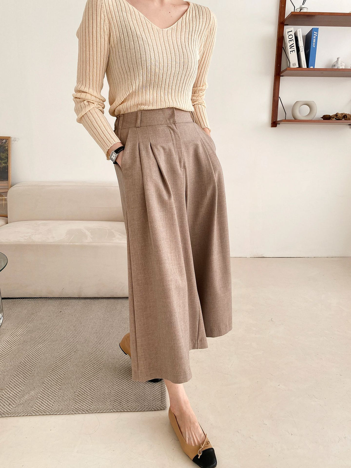 [AURACASA] Pleated Wide Culotte Pants – Back Elastic Waist