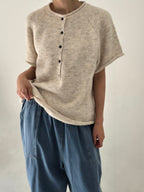[AURACASA] Soft Button Boxy Knit Top | 소프트 버튼 박시 반팔 니트 ✨ 여유로운 박스핏과 포근한 니트 터치로 편안하게 즐기는 데일리 니트