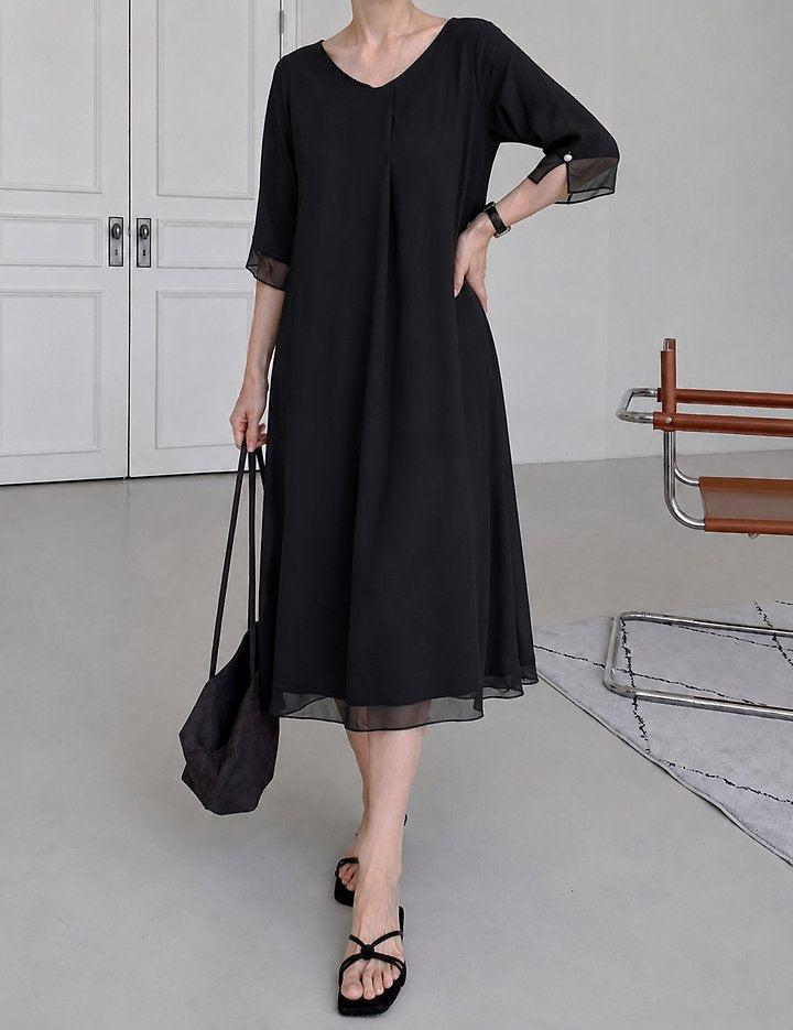 [AURACASA] Élise Pearl Sheer-Trim Midi Dress