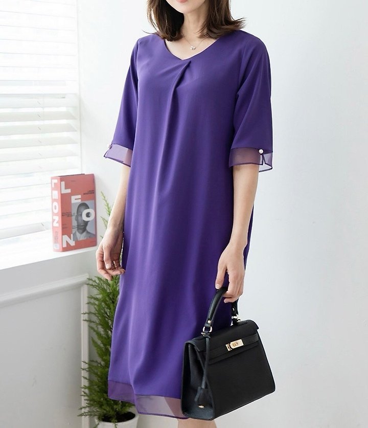 [AURACASA] Élise Pearl Sheer-Trim Midi Dress