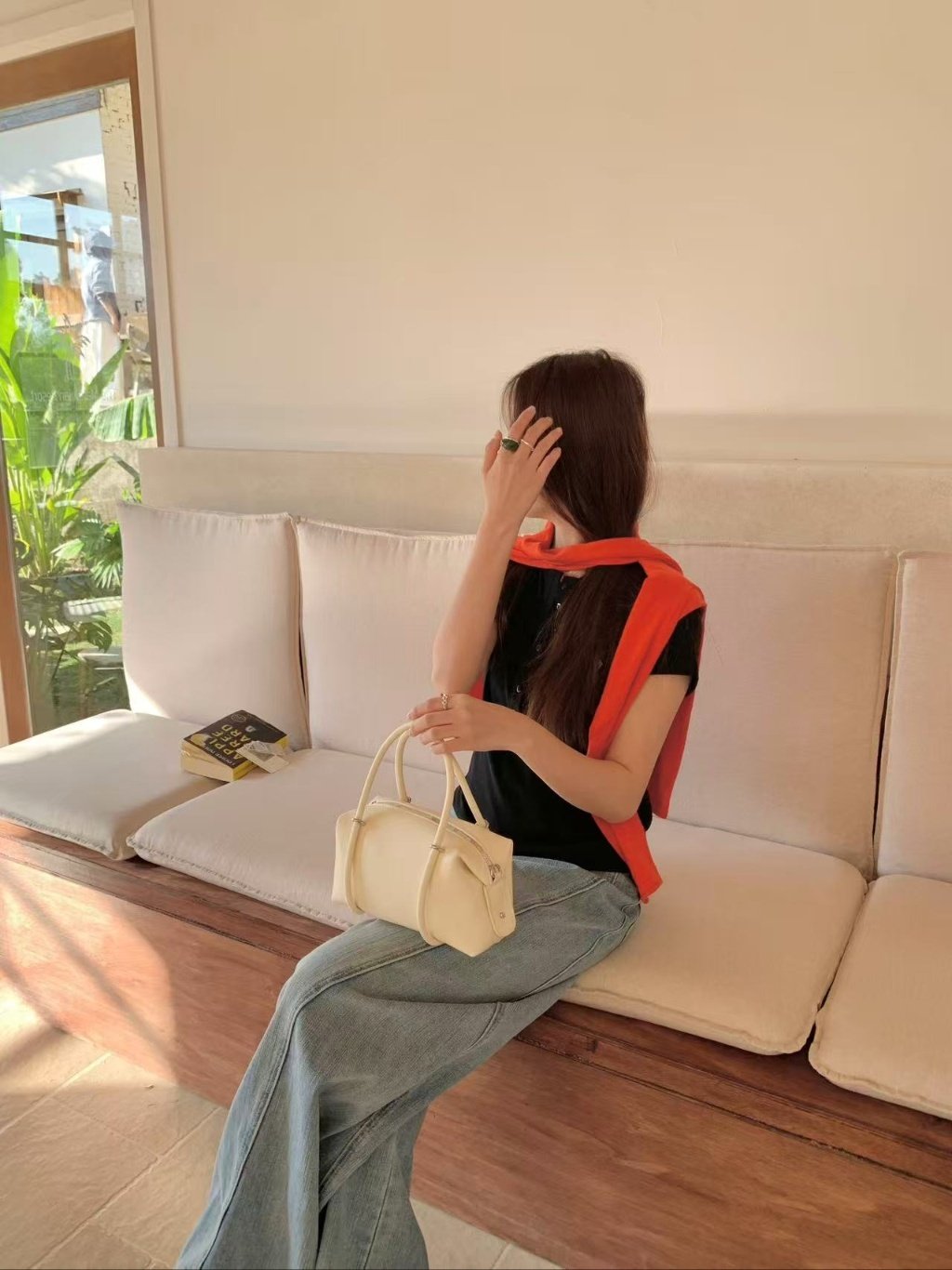 AURACASA Minimal Boston Mini Bag – Structured Shoulder & Crossbody Bag (Black / Ivory / Brown / Pink / Gray)