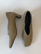 [AURACASA] Square Toe U-Cut Mid Heel Mules
