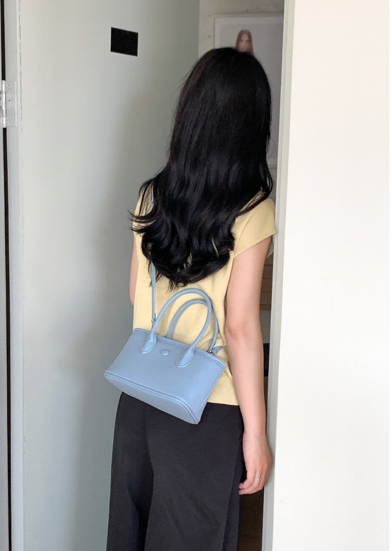 AURACASA Mini Classic Structured Tote Bag – Compact Everyday Crossbody (Vegan Leather)