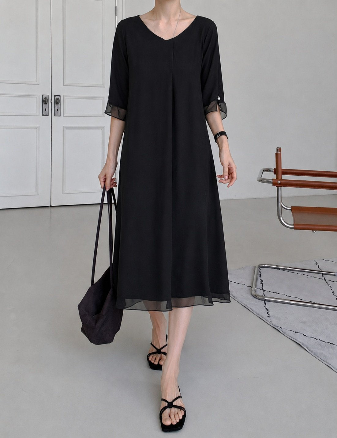 [AURACASA] Élise Pearl Sheer-Trim Midi Dress